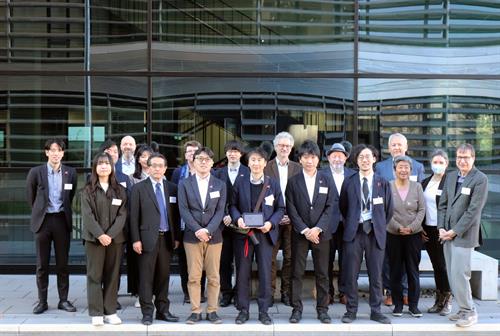 Prof. Dr. Manfred Wojciechowski (3. v. re.) empfängt die Delegation aus der japanischen Präfektur Chiba. Foto: Otto Schumacher / HSD 